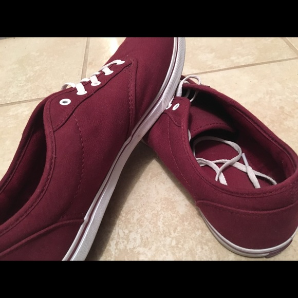Vans - Picture 2 of 3